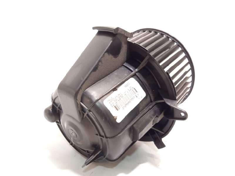 Recambio de motor calefaccion para citroën c4 cactus shine referencia OEM IAM T4054002  6441CS - Blanco 2