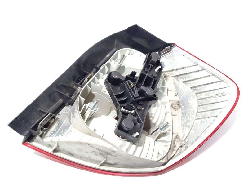 Recambio de piloto trasero izquierdo para bmw serie 1 berlina (e81/e87) 116i referencia OEM IAM 6924501 63216924501 - Gris 2