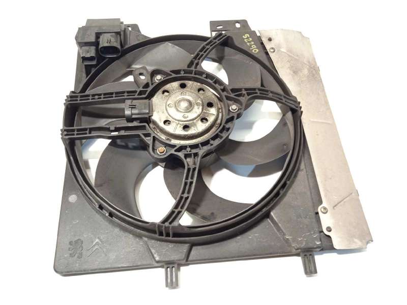 Recambio de electroventilador para peugeot 207 cc básico referencia OEM IAM 9653804080  9812028580 - Azul 2