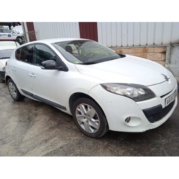renault megane iii berlina 5 p del año 2011