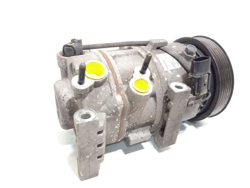 Recambio de compresor aire acondicionado para kia sportage drive 4x2 referencia OEM IAM F500BXDAA04  977012Y650 - Gris