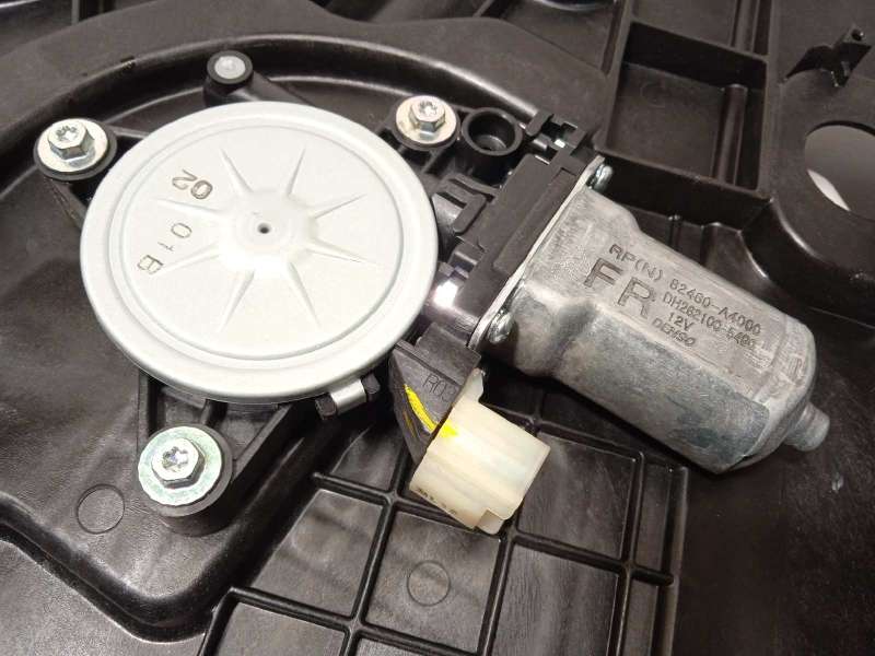 Recambio de elevalunas delantero derecho para kia carens ( ) basic referencia OEM IAM 82480A4280  82460A4000 - Blanco 2