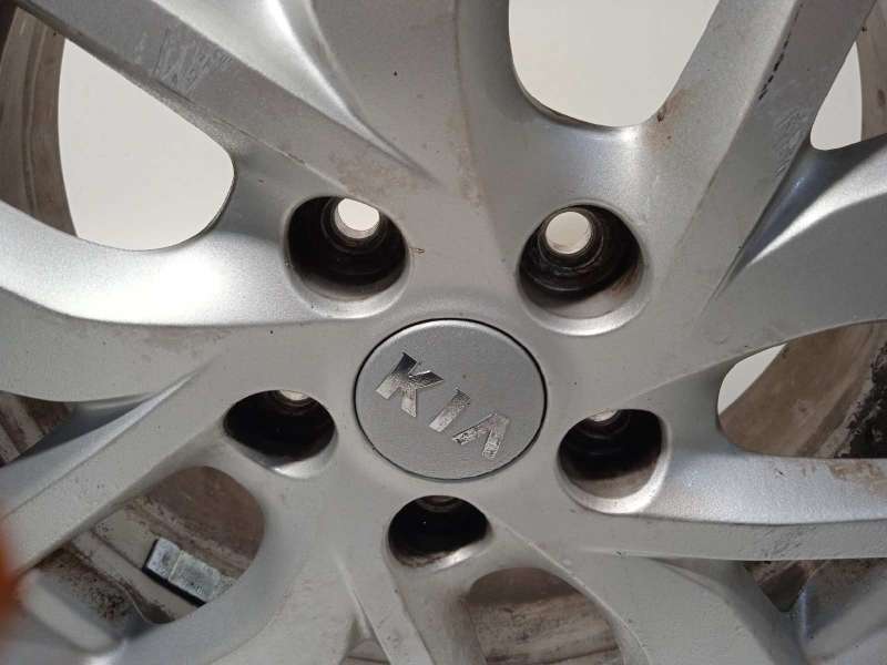Recambio de llanta para kia carens ( ) basic referencia OEM IAM 52910A4650 - Blanco 3