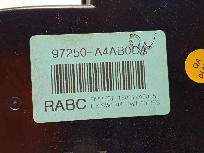 Recambio de mando climatizador para kia carens ( ) basic referencia OEM IAM 97250A4AB0CA - Blanco 7