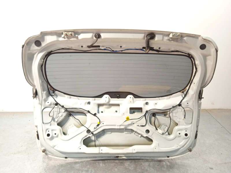 Recambio de porton trasero para kia carens ( ) basic referencia OEM IAM 73700A4040 - Blanco 6