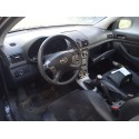 TOYOTA AVENSIS SEDÁN (_T25_)