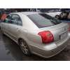 toyota avensis berlina (t25) del año 2004