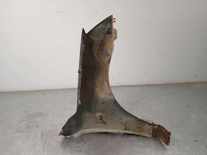 Recambio de aleta delantera izquierda para kia sorento 2.5 crdi cat referencia OEM IAM 663113E141 4