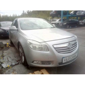 opel insignia berlina del año 2011