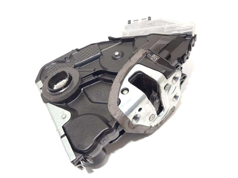 CERRADURA PUERTA DELANTERA IZQUIERDA 6904048110 