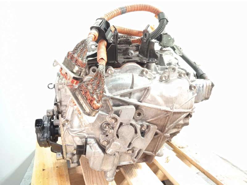 Recambio de caja cambios para toyota auris 1.8 16v (híbrido) referencia OEM IAM 3090047064 - Blanco 3