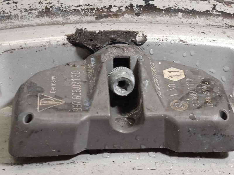 Recambio de llanta para porsche panamera 4 s referencia OEM IAM 97036217805 - Negro 9