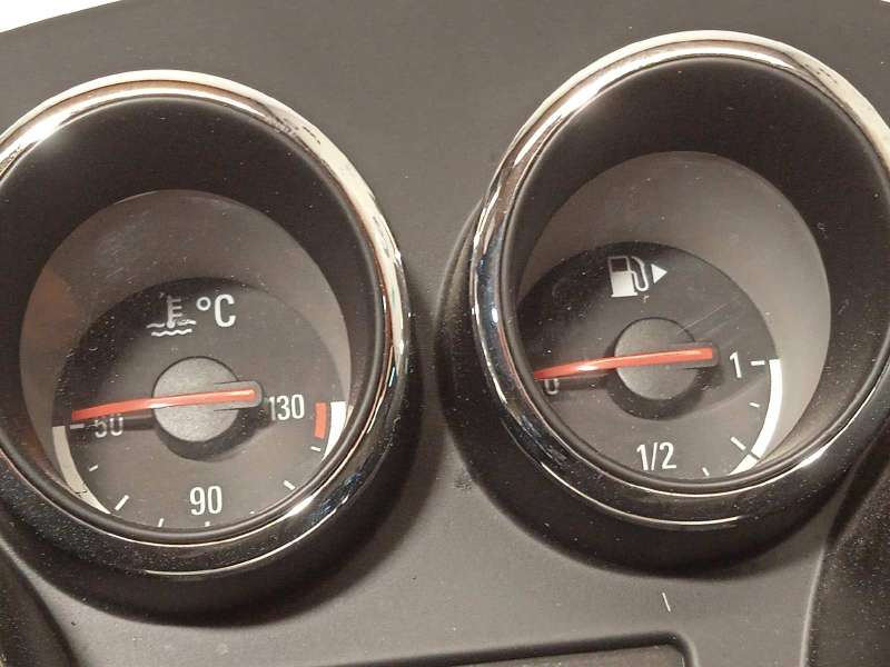 Recambio de cuadro instrumentos para opel zafira tourer 2.0 cdti cat referencia OEM IAM 13442454 - Azul 5
