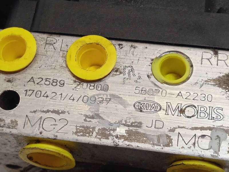 Recambio de abs para kia cee'd 1.4 crdi cat referencia OEM IAM 58920A2230 6158945200 A258920800 6