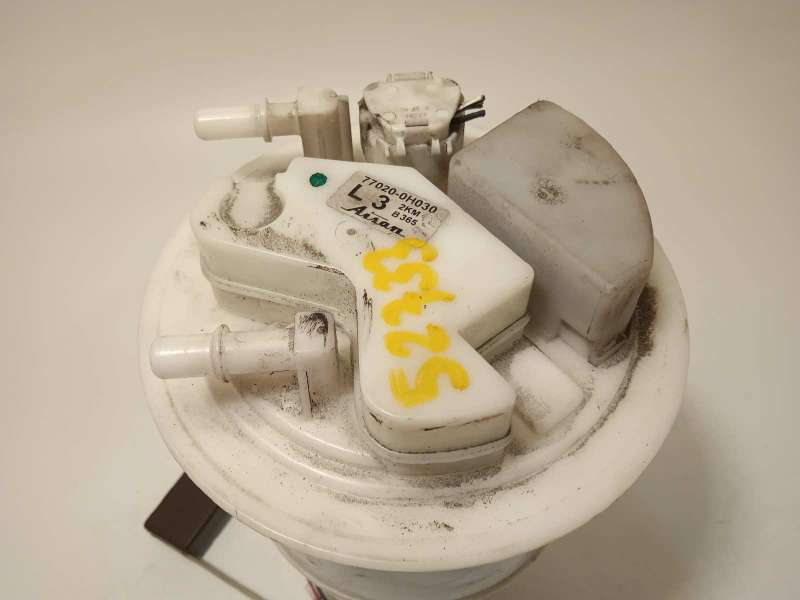 Recambio de bomba combustible para toyota aygo (kgb/wnb) 1.0 cat referencia OEM IAM 770200H030 - Blanco 3