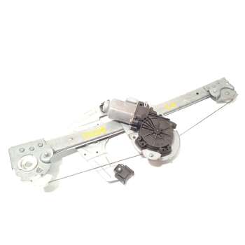 ELEVALUNAS DELANTERO IZQUIERDO 698200H020 