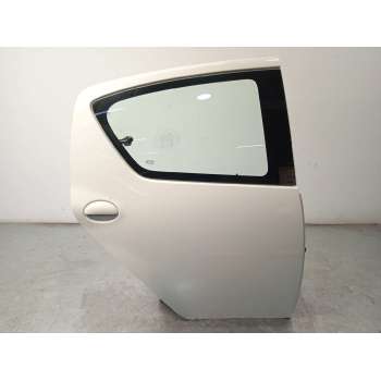 PUERTA TRASERA DERECHA 670030H010 