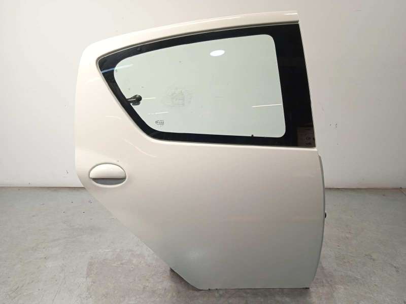PUERTA TRASERA DERECHA 670030H010 