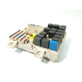 Recambio de caja reles / fusibles para mitsubishi colt berlina 3 (z30) cleartec referencia OEM IAM 8565A174  