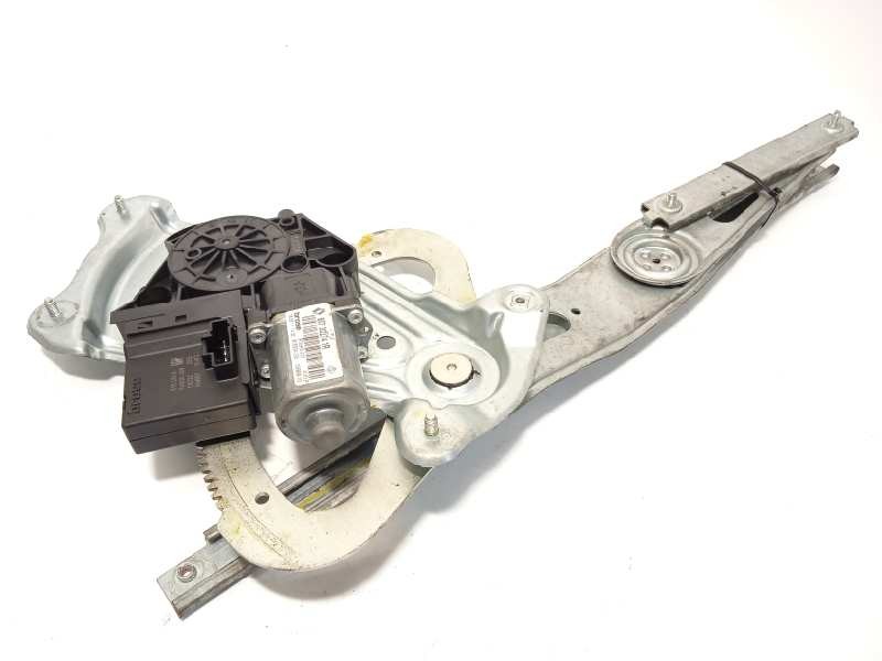 ELEVALUNAS DELANTERO DERECHO 807302741R 807200007R