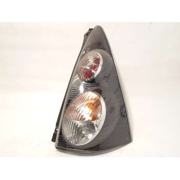 PILOTO TRASERO DERECHO 815500H060 6351X8 