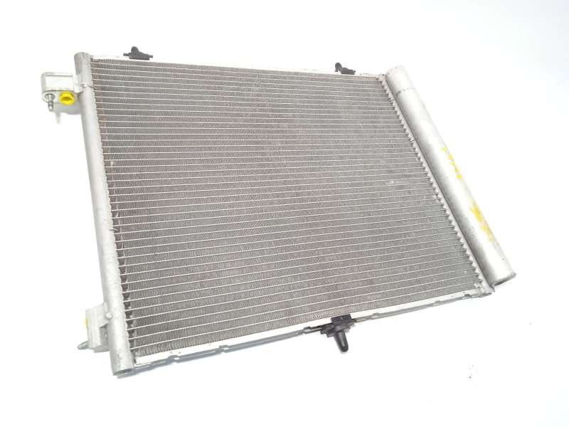 Recambio de condensador / radiador aire acondicionado para citroën c3 iii (sx) 1.2 puretech 82 referencia OEM IAM 9674813580 645 - Blanco