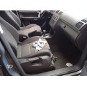 VOLKSWAGEN TOURAN (1T1, 1T2)