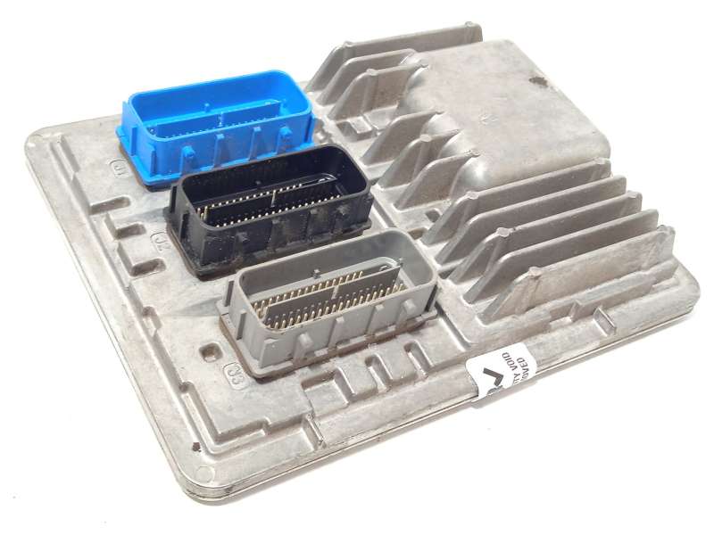 Recambio de centralita motor uce para opel astra k sports tourer (b16) 1.4 turbo (35) referencia OEM IAM 12679845  811839393 - Azul