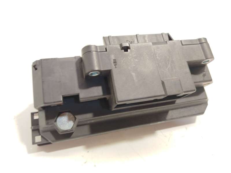 Recambio de caja reles / fusibles para bmw 7 (e65, e66, e67) 740 d referencia OEM IAM 61136900583 - Gris 2