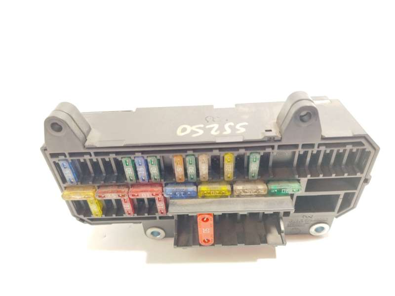 Recambio de caja reles / fusibles para bmw 7 (e65, e66, e67) 740 d referencia OEM IAM 61136900583 - Gris 3