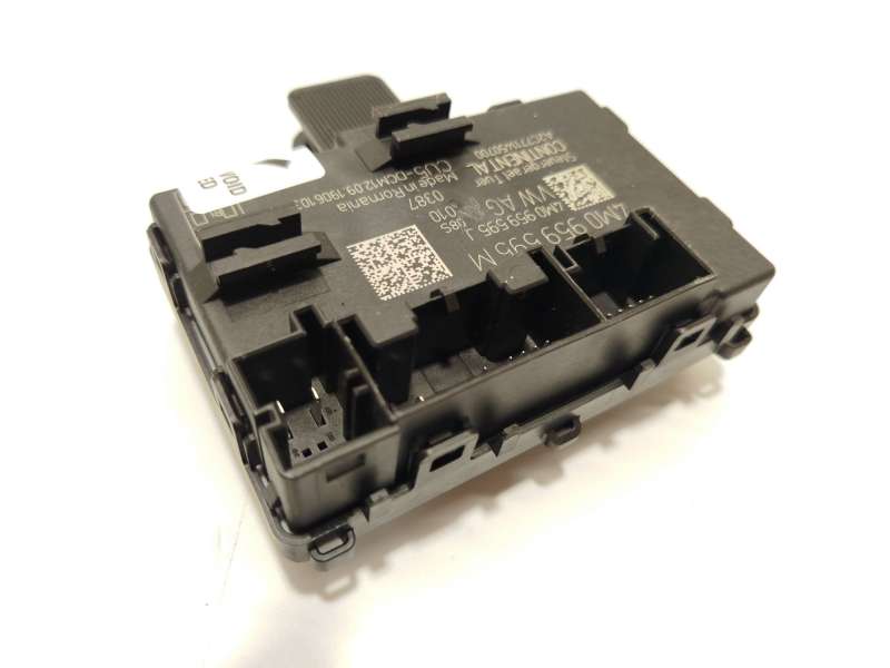 Recambio de centralita confort para audi e-tron (gen) 50 quattro referencia OEM IAM 4M0959595M  A2C7711450700 - Negro 4
