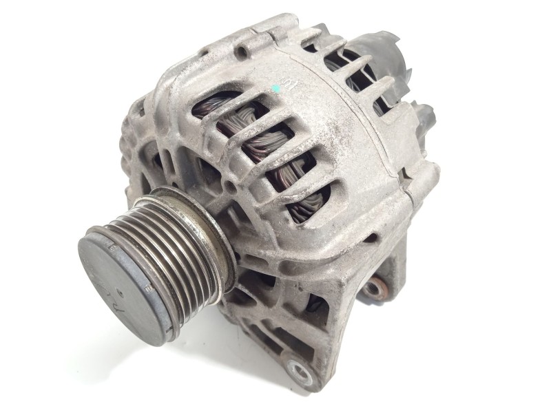 ALTERNADOR 231001318R 2627732A TG12C241