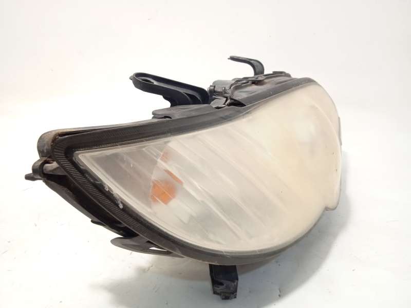 Recambio de faro derecho para subaru legacy familiar/outback b13 (bp) 2.0 diesel cat referencia OEM IAM 84001AG382 - Negro 2