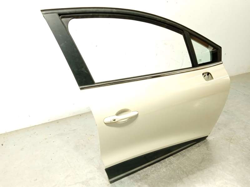 Recambio de puerta delantera derecha para renault clio iv (bh_) 1.5 dci 90 referencia OEM IAM 801008302R 2
