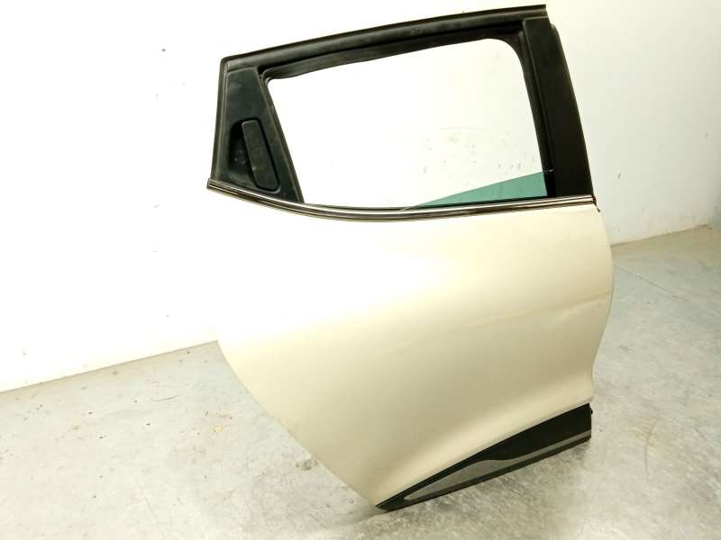 Recambio de puerta trasera derecha para renault clio iv (bh_) 1.5 dci 90 referencia OEM IAM 821008626R 2