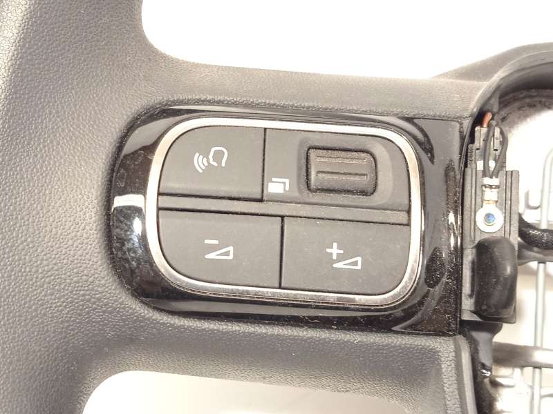 Recambio de volante para citroën c3 iii (sx) 1.2 puretech 82 referencia OEM IAM 98164325ZD - Blanco 3