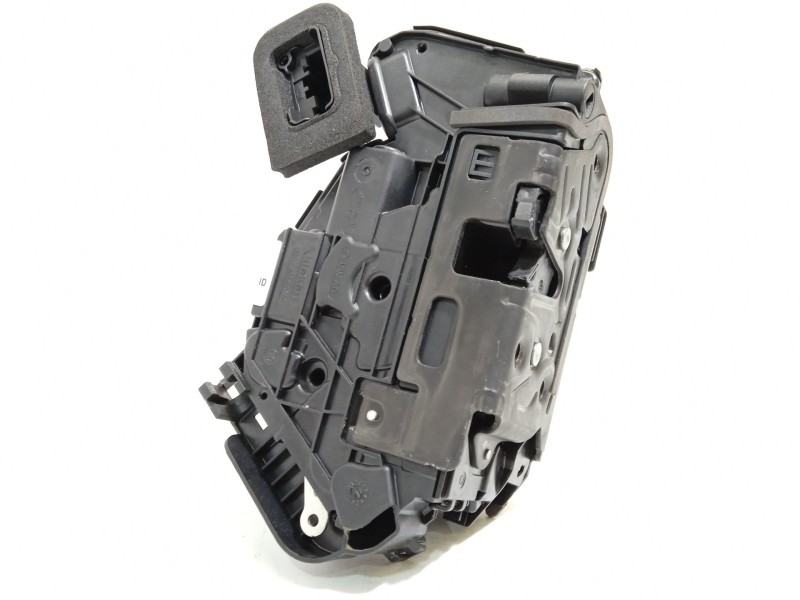 CERRADURA PUERTA DELANTERA DERECHA 5TB837016C B6C5TB837016C 