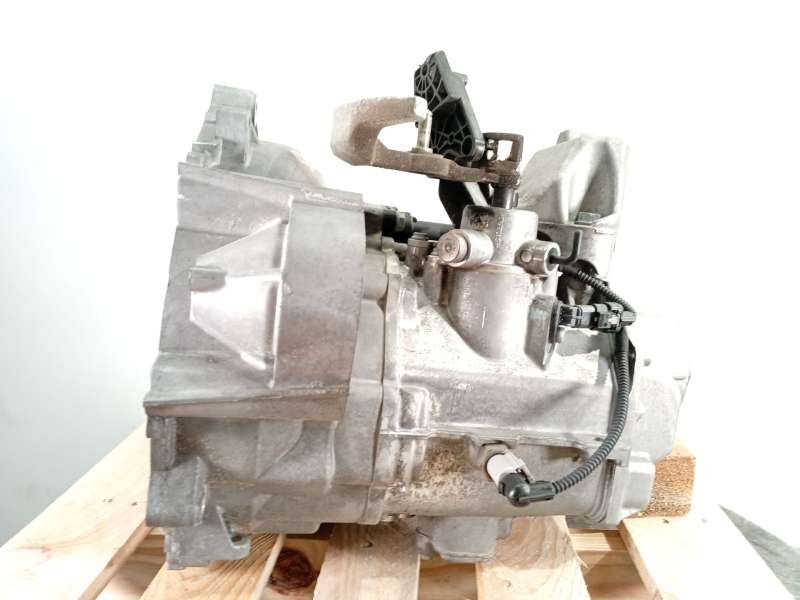 Recambio de caja cambios para audi a1 sportback (gba) 30 tfsi referencia OEM IAM TCW 0AJ300043F 2