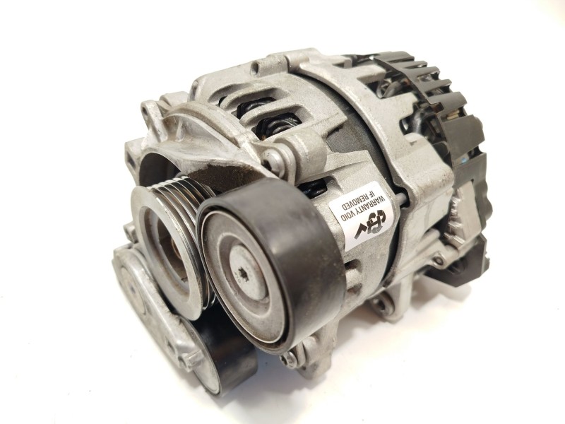 ALTERNADOR 04L903018A 2724194E IST80S