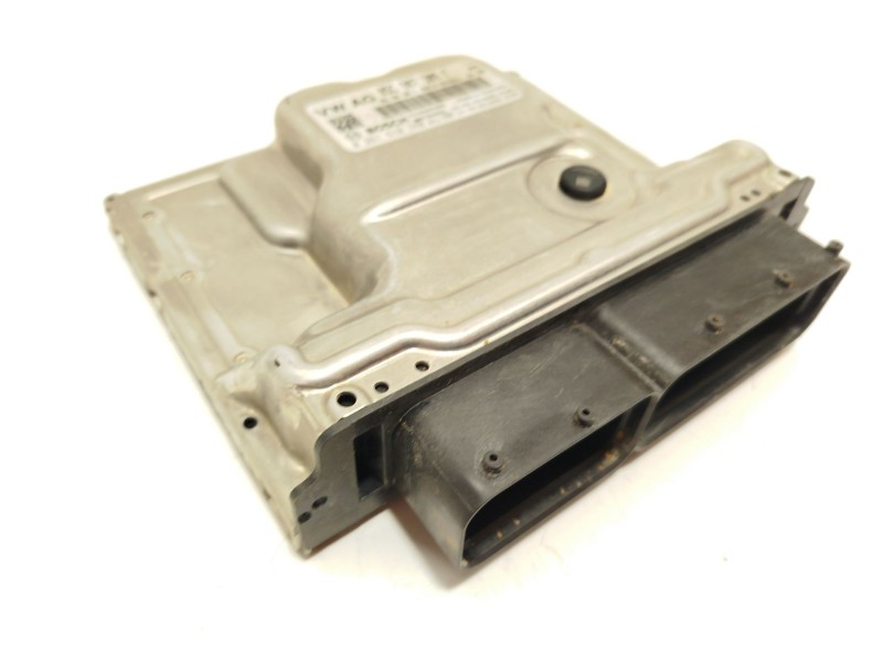 CENTRALITA MOTOR UCE 05C907309F 0261S107K0