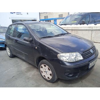 FIAT PUNTO BERLINA (188)