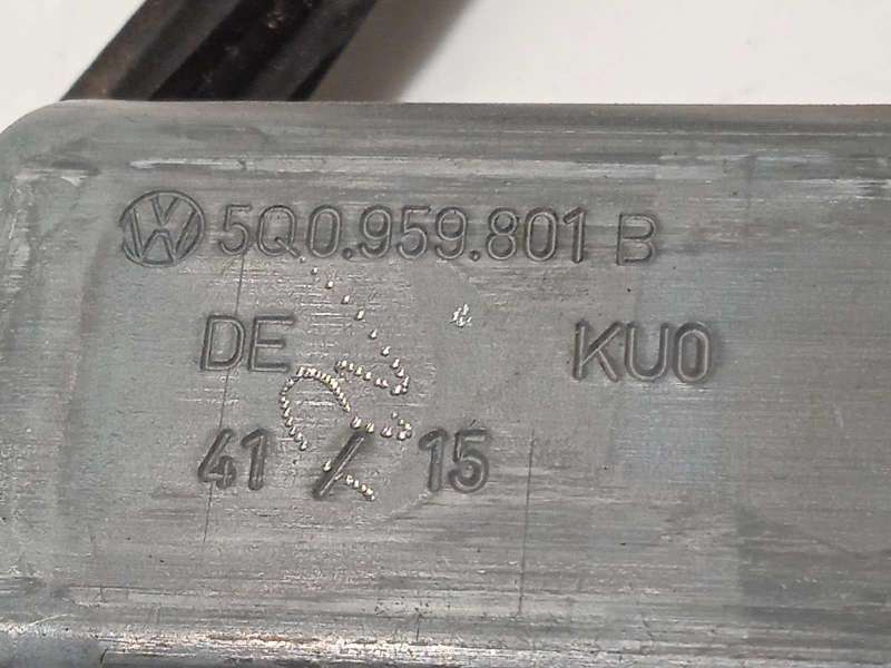 Recambio de elevalunas delantero izquierdo para volkswagen golf vii lim. advance bluemotion tech. referencia OEM IAM 5G4837461H - Gris 4