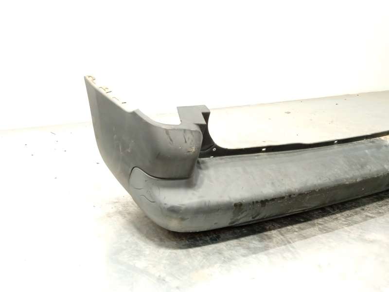 Recambio de paragolpes trasero para peugeot partner tepee 1.6 hdi 90 referencia OEM IAM 7410GE 7410FY 7410FZ 2