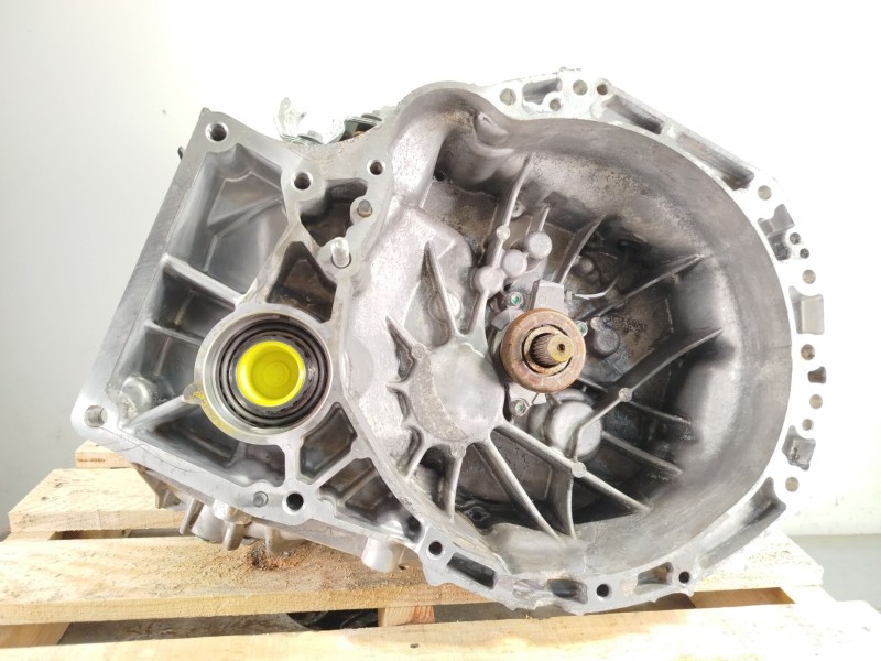 CAJA CAMBIOS ZE7 2000868M01 
