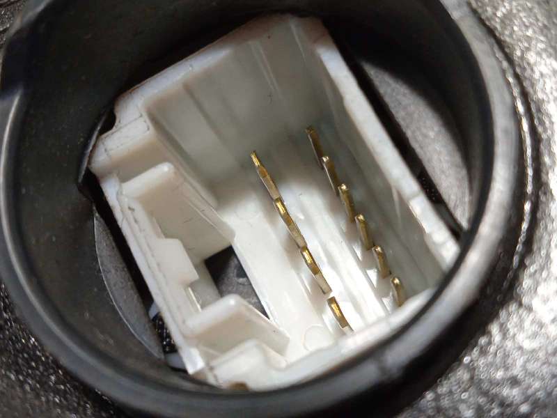 Recambio de cerradura puerta delantera izquierda para lexus nx 300h 4wd referencia OEM IAM 6904053100 3