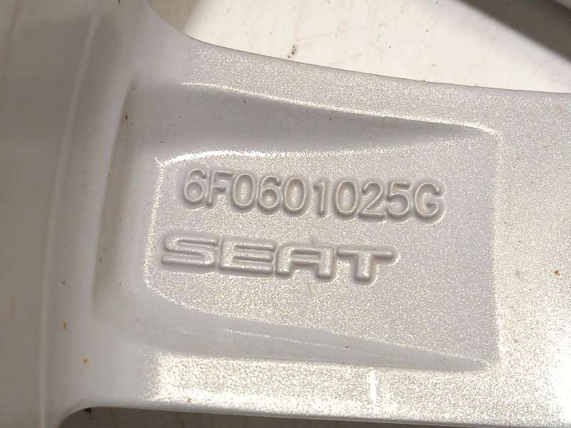 Recambio de llanta para seat ibiza v (kj1, kjg) 1.0 tsi referencia OEM IAM 6F0601025G 6F0601025G8Z8 - Blanco 7