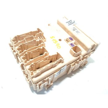 CAJA RELES / FUSIBLES 8273012X81 8922102480 50122230