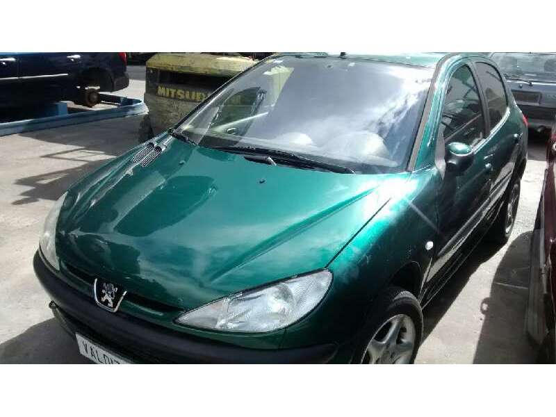 PEUGEOT 206 BERLINA