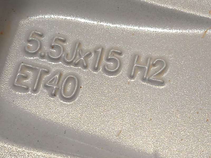 Recambio de llanta para seat ibiza v (kj1, kjg) 1.0 tsi referencia OEM IAM 6F0601025G 6F0601025G8Z8 - Blanco 8