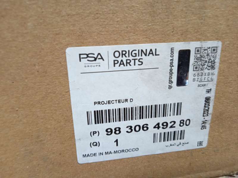Recambio de faro derecho para citroën c4 iii 1.2 referencia OEM IAM 9830649280  73374698 9